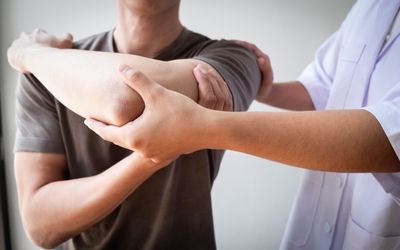 How to Fix a Torn Rotator Cuff Naturally